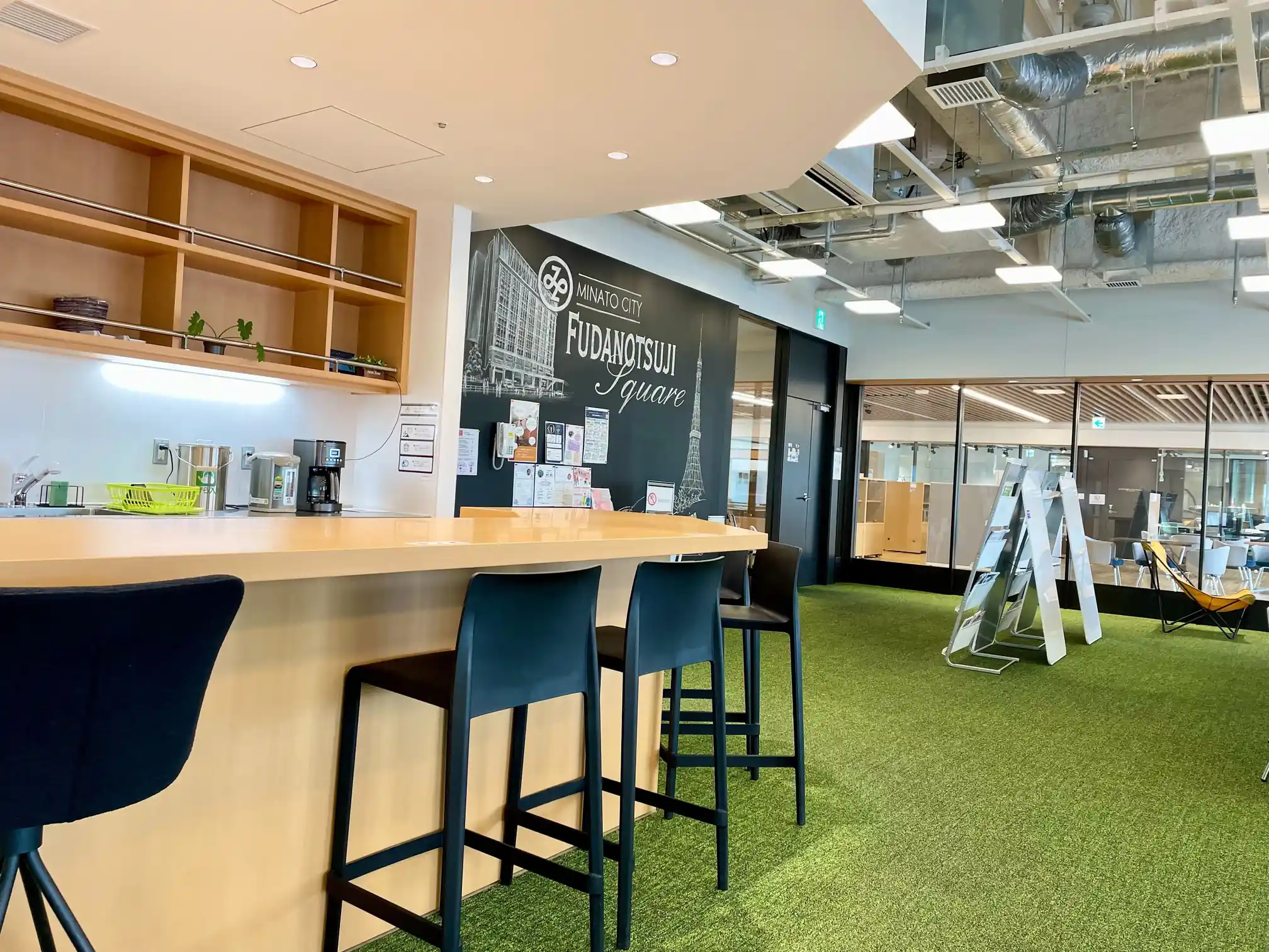 館内ラウンジスペース